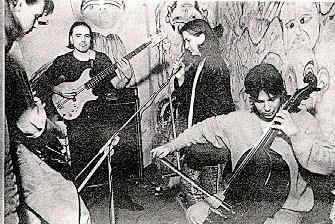 pulnoc_live.jpg (41119 bytes)